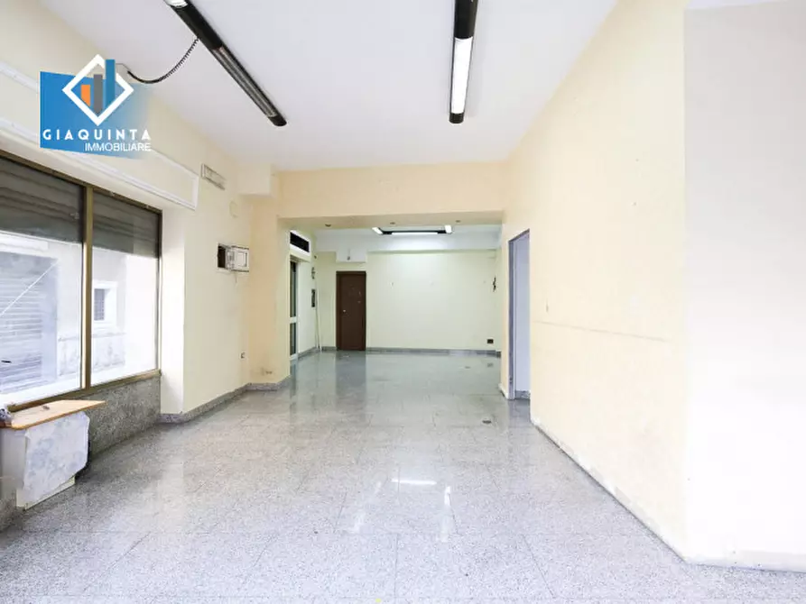 Immagine 1 di Negozio in affitto  in Via Roma n. 51 a Palagonia