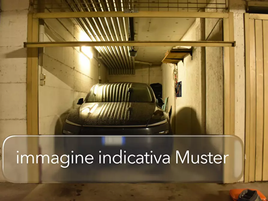 Immagine 2 di Garage in vendita  in Via San Giacomo - St. Jakobstraße a Bolzano