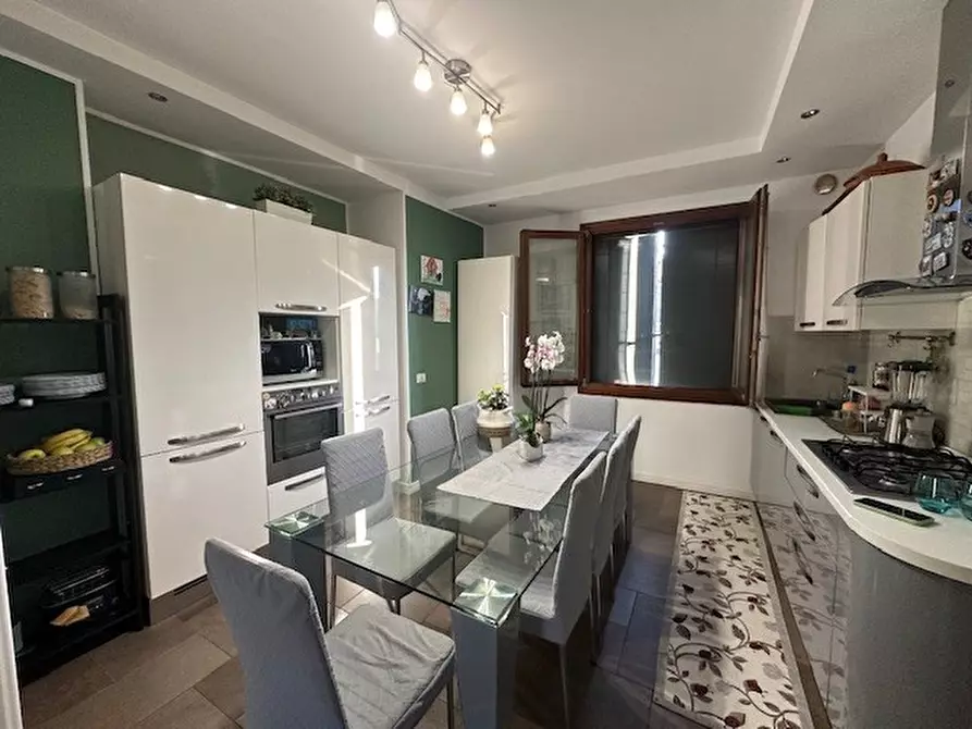 Immagine 3 di Casa quadrifamiliare in vendita  in via Michelangelo Buonarroti a Padova