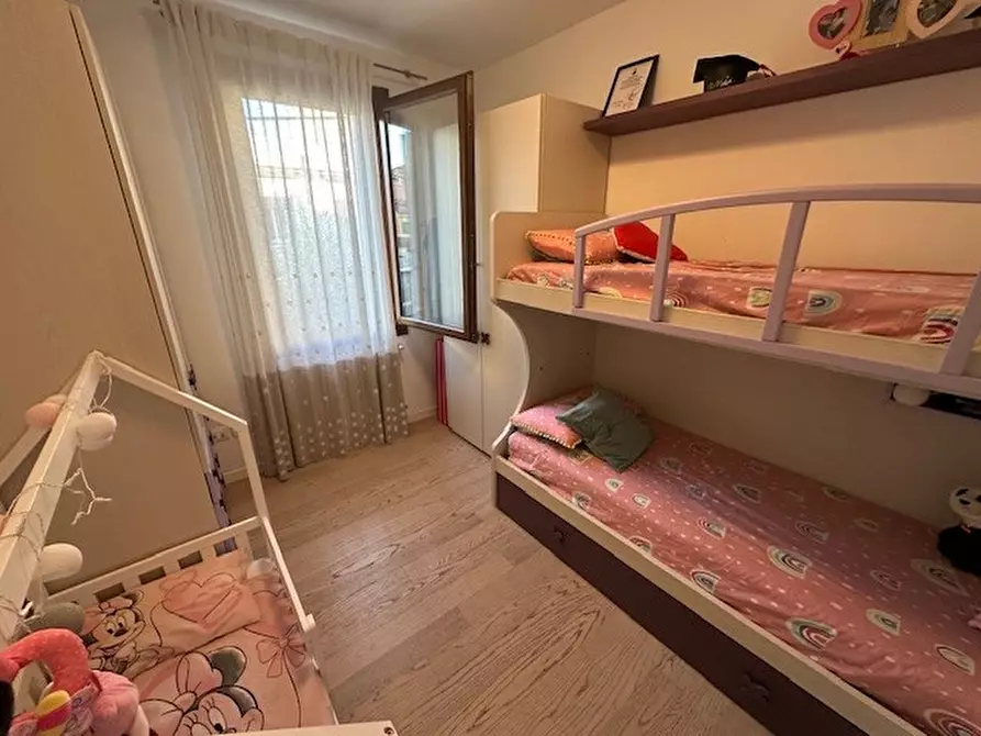 Immagine 7 di Casa quadrifamiliare in vendita  in via Michelangelo Buonarroti a Padova