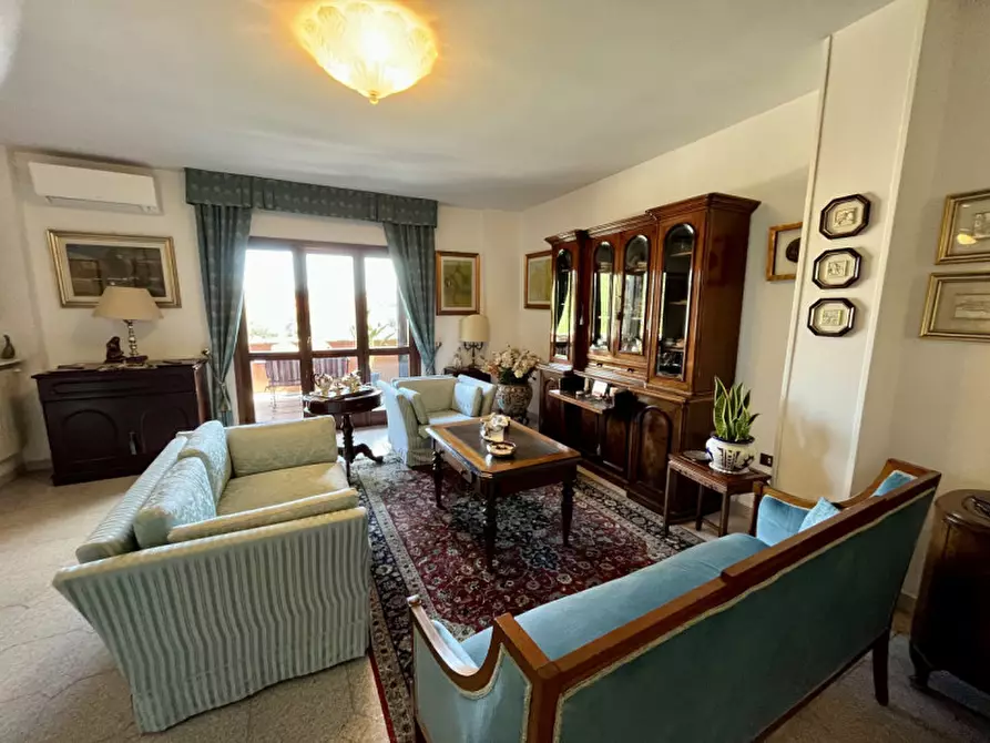 Immagine 9 di Attico in vendita  in Via Salvatore Fera a Olbia