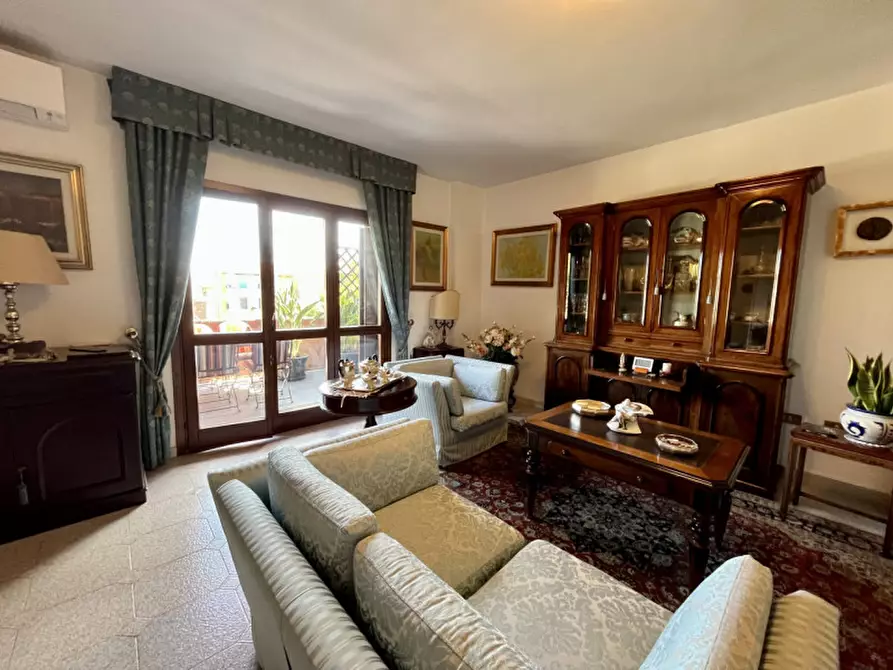 Immagine 10 di Attico in vendita  in Via Salvatore Fera a Olbia