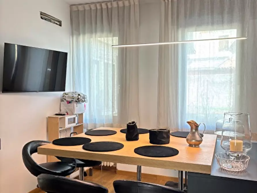 Immagine 6 di Appartamento in vendita  in via degli zabarella a Padova