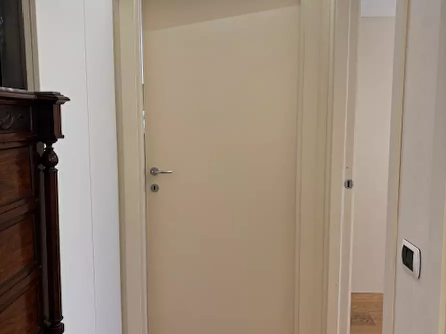 Immagine 16 di Appartamento in vendita  in via degli zabarella a Padova