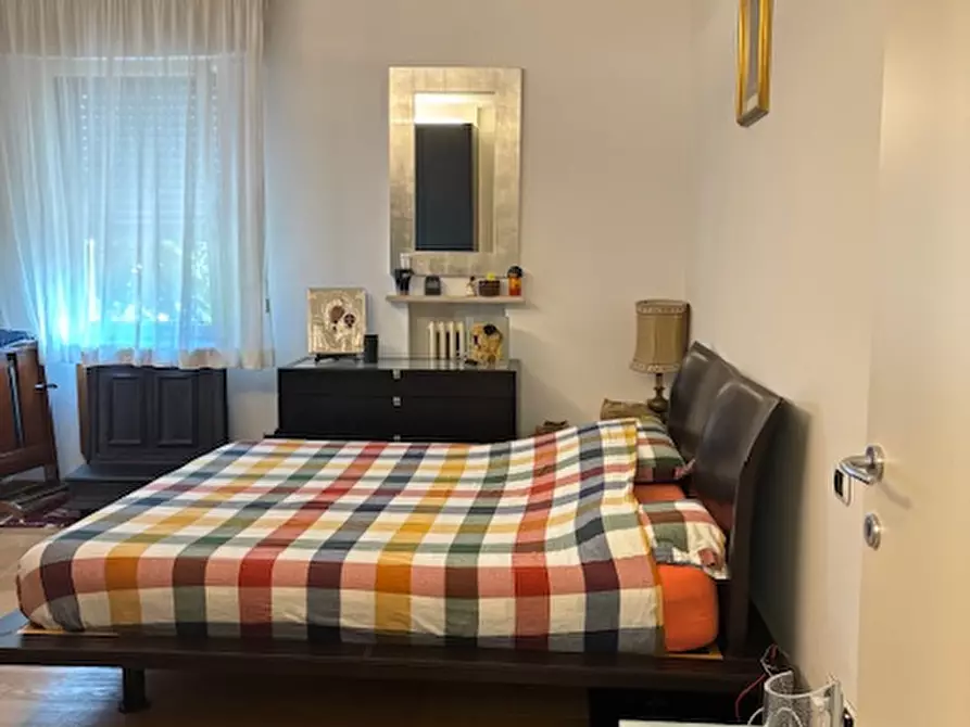 Immagine 19 di Appartamento in vendita  in via degli zabarella a Padova