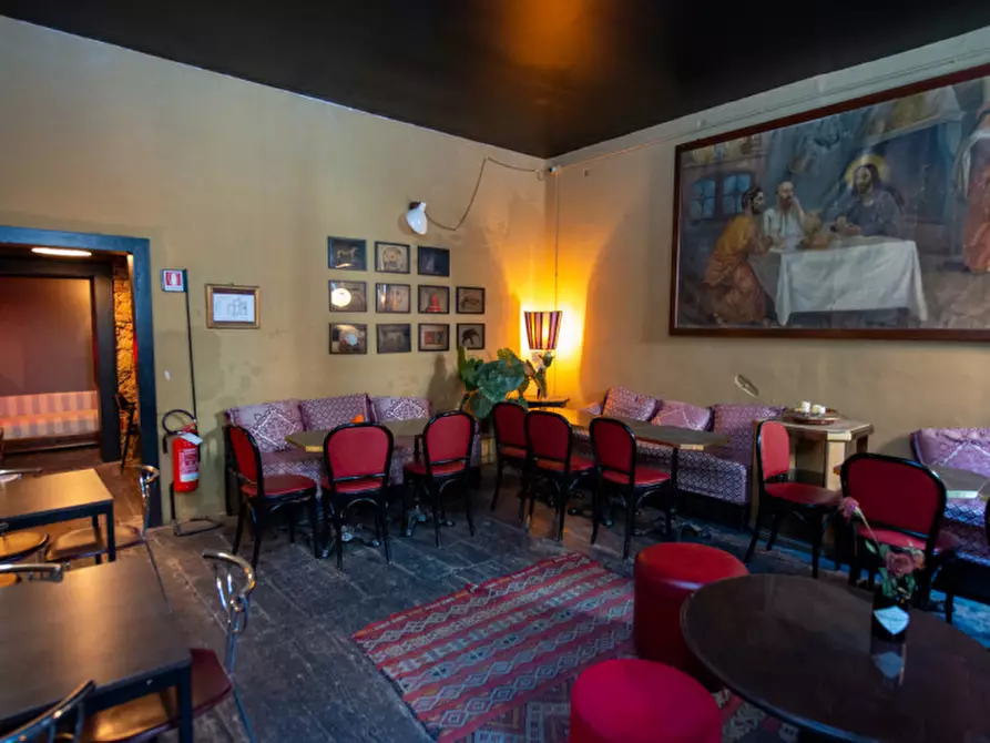 Immagine 15 di Negozio in vendita  in Via Venti Settembre a Verona