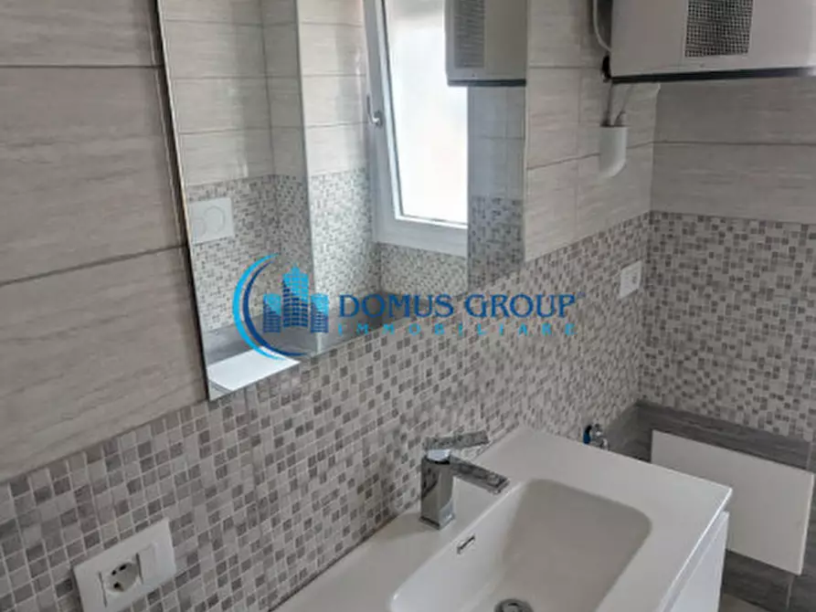 Immagine 9 di Appartamento in vendita  in Via Sandigliano a Roma