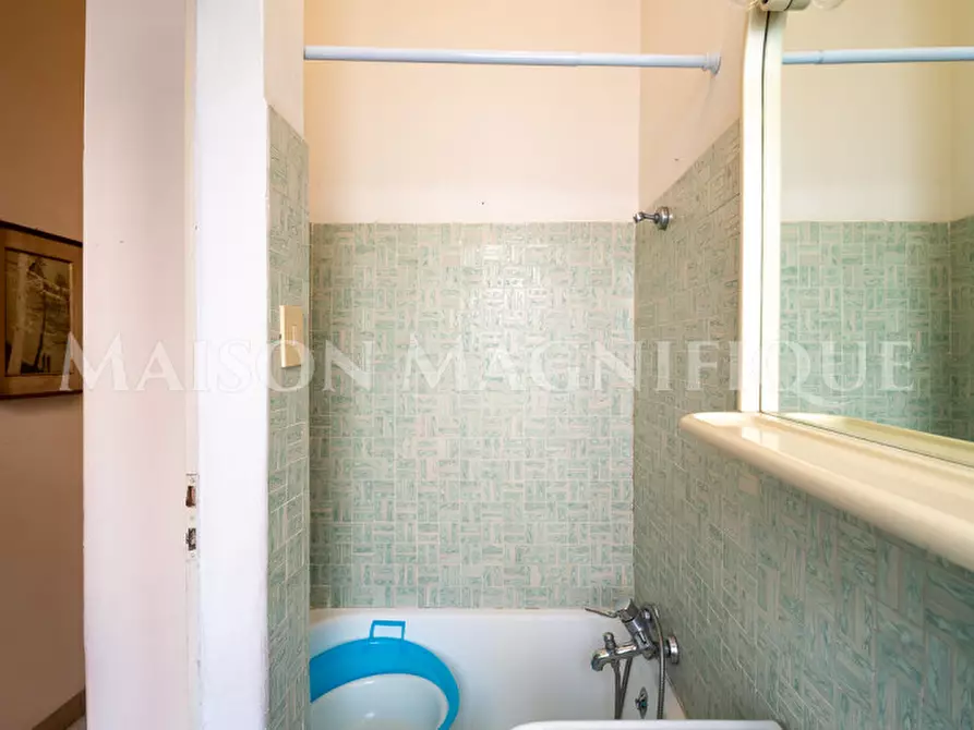 Immagine 15 di Appartamento in vendita  in Via Ludovico Ariosto a Ferrara