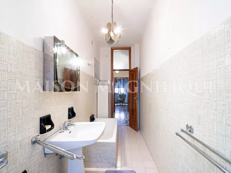 Immagine 19 di Appartamento in vendita  in Via Ludovico Ariosto a Ferrara