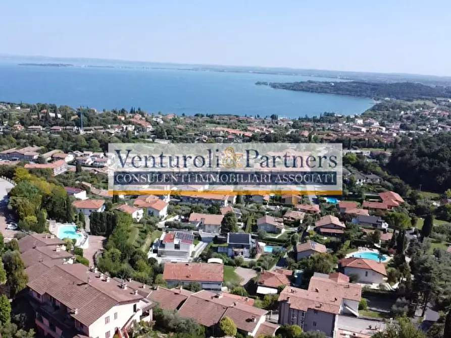 Immagine 15 di Rustico / casale in vendita  in Via Ronchi a Padenghe Sul Garda