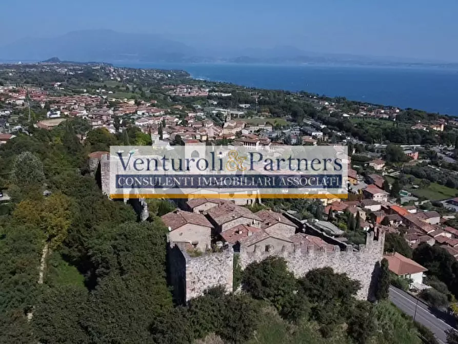 Immagine 18 di Rustico / casale in vendita  in Via Ronchi a Padenghe Sul Garda