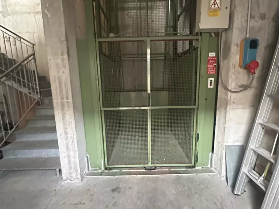Immagine 9 di Capannone industriale in vendita  in Viale Europa a Ponte San Nicolò