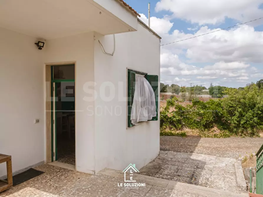 Immagine 5 di Villa in vendita  in strada comunale pozzo lo pico 19 a Putignano