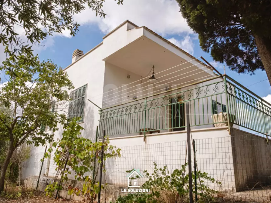 Immagine 30 di Villa in vendita  in strada comunale pozzo lo pico 19 a Putignano