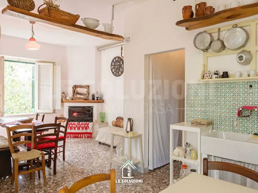 Immagine 35 di Villa in vendita  in strada comunale pozzo lo pico 19 a Putignano