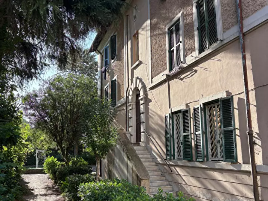 Immagine 10 di Appartamento in vendita  in Viale Jonio a Roma