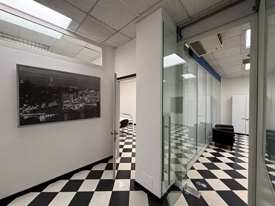 Immagine 1 di Ufficio in affitto  a Padova