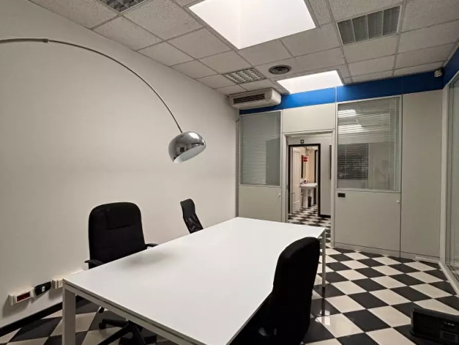 Immagine 23 di Ufficio in affitto  a Padova