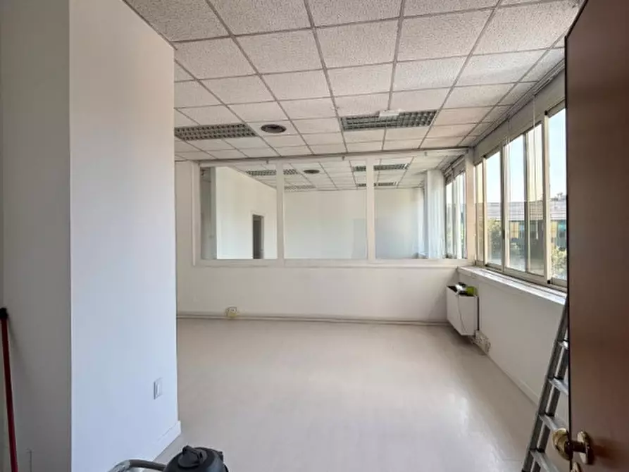 Immagine 2 di Ufficio in affitto  a Padova