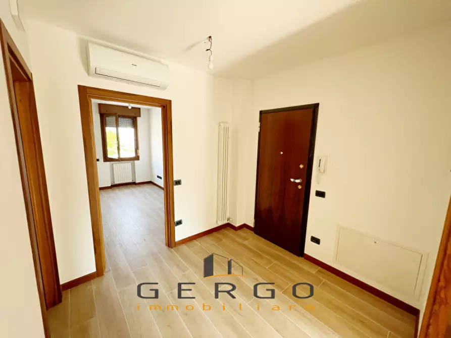 Immagine 11 di Appartamento in vendita  in Via Marzia a Abano Terme