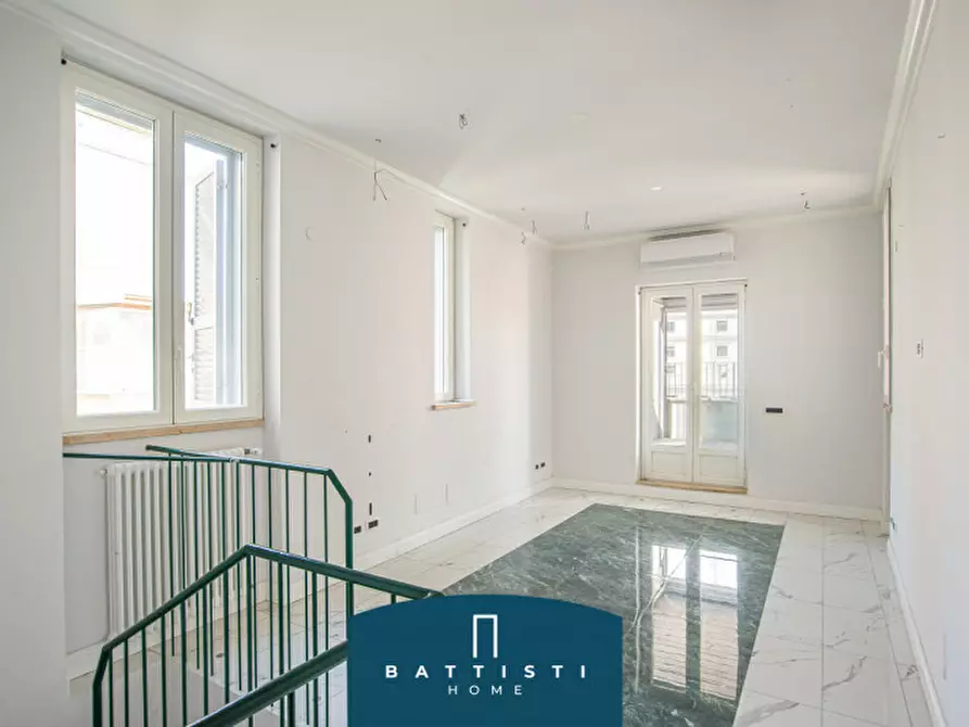 Immagine 6 di Attico in affitto  in Piazza Barberini a Roma