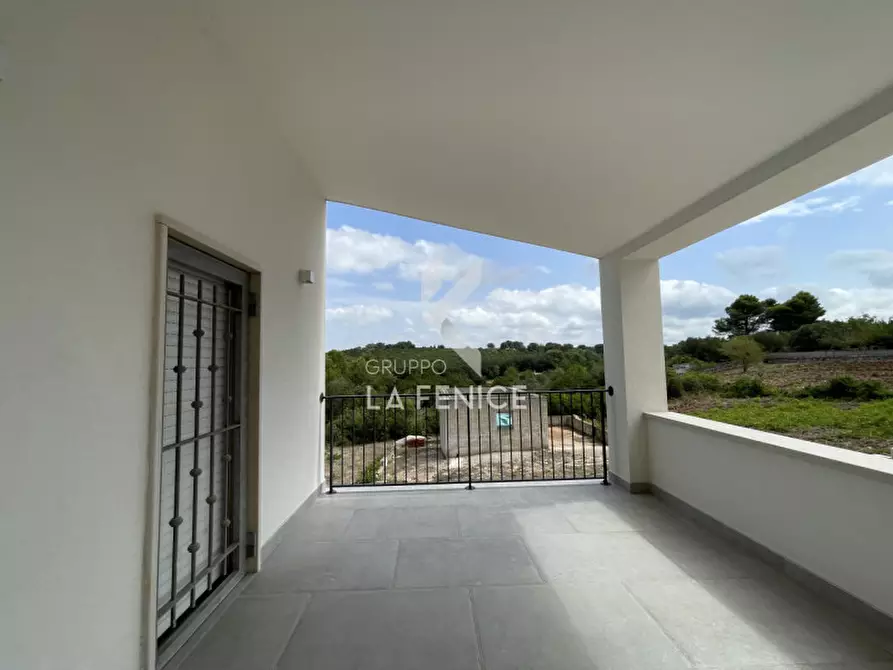 Immagine 5 di Villa in vendita  in strada gian felice a Martina Franca