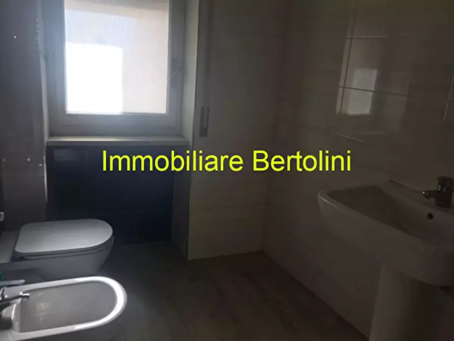 Immagine 7 di Appartamento in vendita  in VIA NINO BIXIO a San Remo