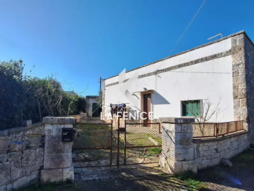 Immagine 1 di Rustico / casale in vendita  in contrada uacella a Locorotondo