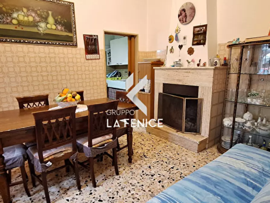 Immagine 29 di Rustico / casale in vendita  in contrada uacella a Locorotondo