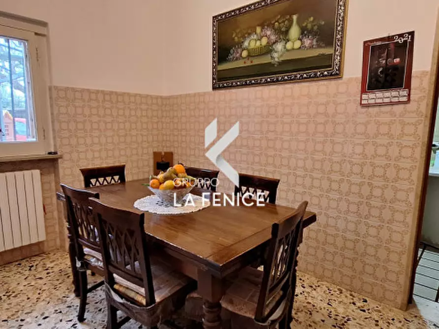 Immagine 32 di Rustico / casale in vendita  in contrada uacella a Locorotondo