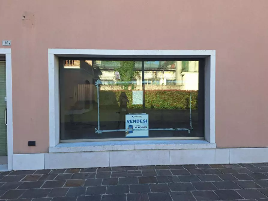 Immagine 10 di Negozio in vendita  in Via Giacomo Matteotti, 30031 Dolo VE, Italia a Dolo