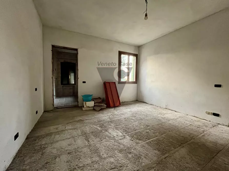 Immagine 18 di Casa bifamiliare in vendita  in piazza san valentino a Dolo