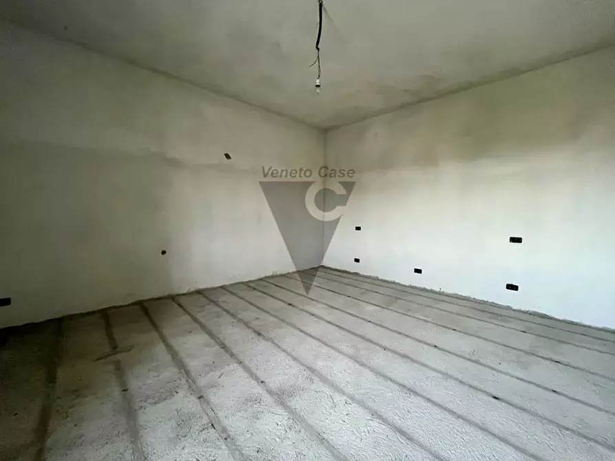 Immagine 20 di Casa bifamiliare in vendita  in piazza san valentino a Dolo