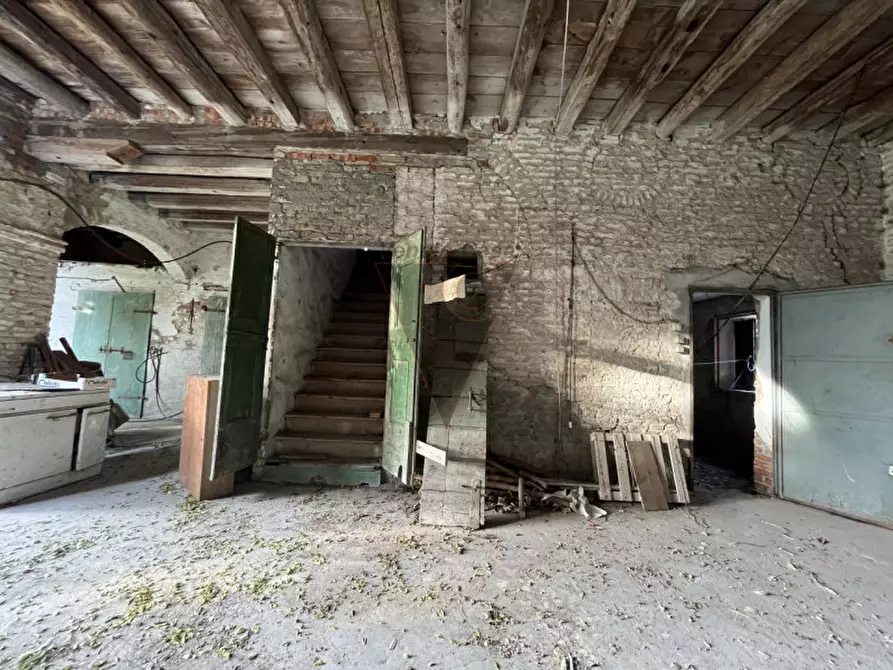 Immagine 33 di Casa bifamiliare in vendita  in piazza san valentino a Dolo