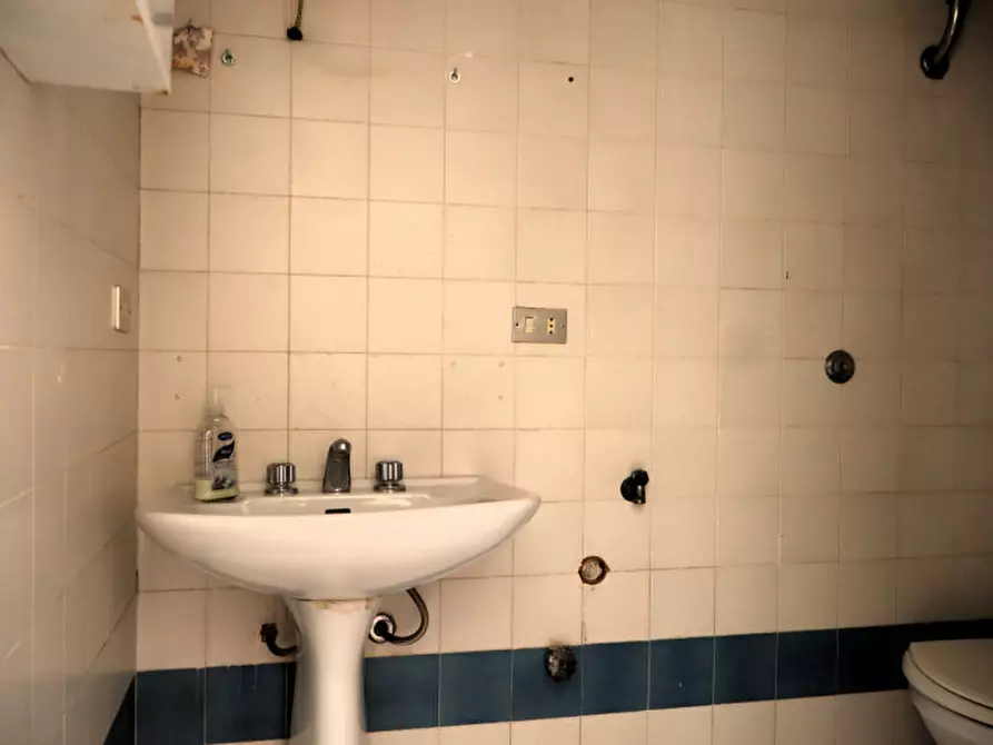 Immagine 20 di Appartamento in vendita  in Via Pomarico 14 a Pisticci