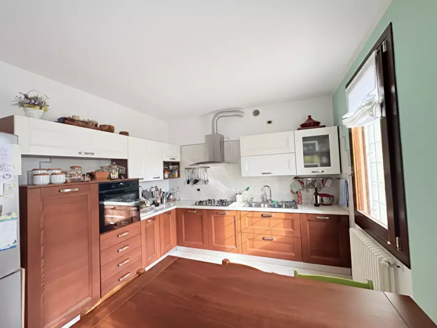 Immagine 13 di Appartamento in vendita  in Viale delle Terme a Galzignano Terme