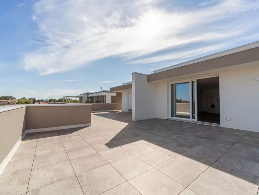 Immagine 1 di Attico in vendita  in Via Don Bosco a Selvazzano Dentro