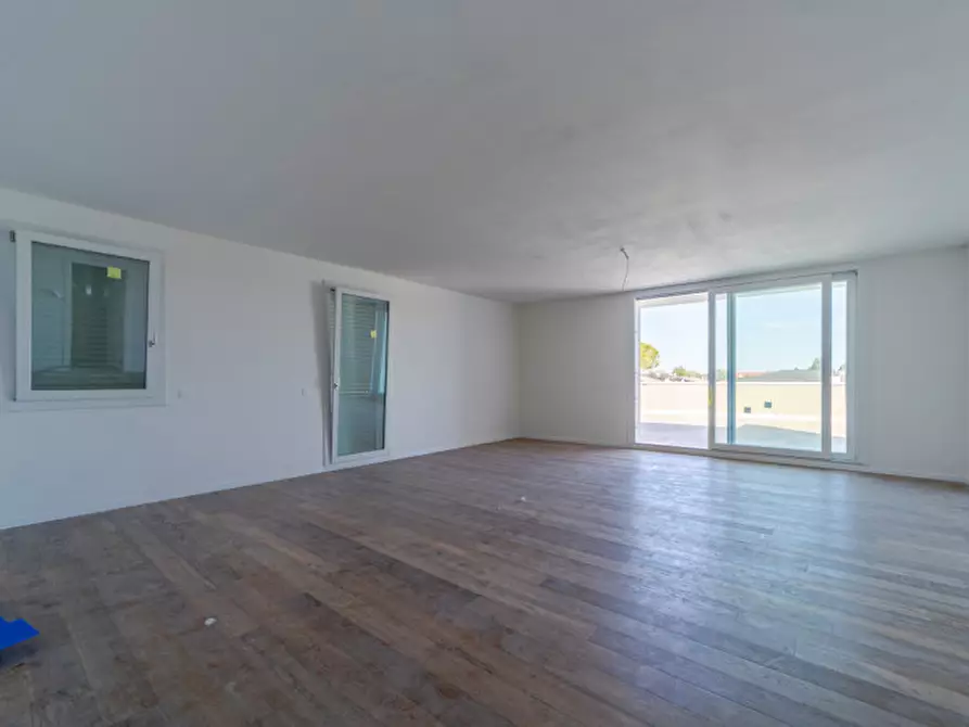 Immagine 2 di Attico in vendita  in Via Don Bosco a Selvazzano Dentro