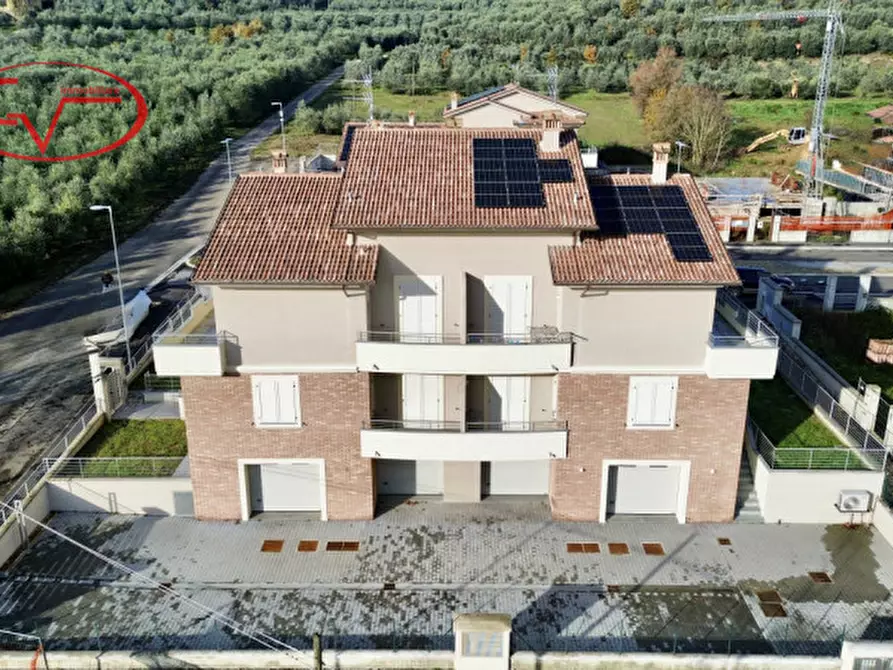 Immagine 41 di Villetta a schiera in vendita  in Mercatale Valdarno a Montevarchi