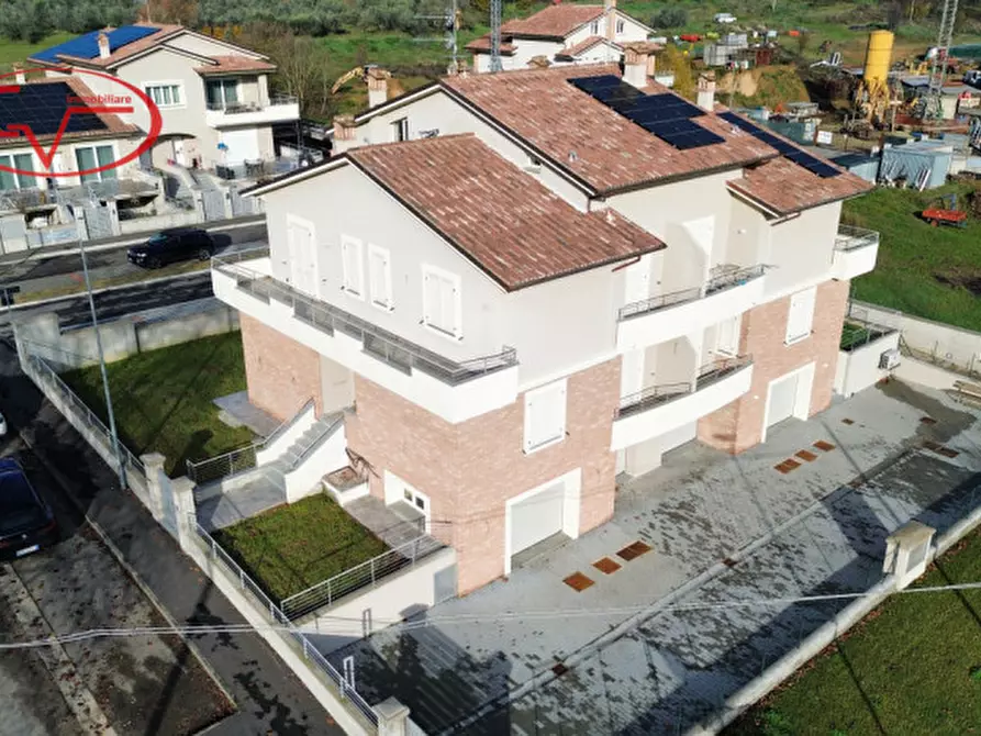 Immagine 5 di Villetta a schiera in vendita  in Mercatale Valdarno a Montevarchi