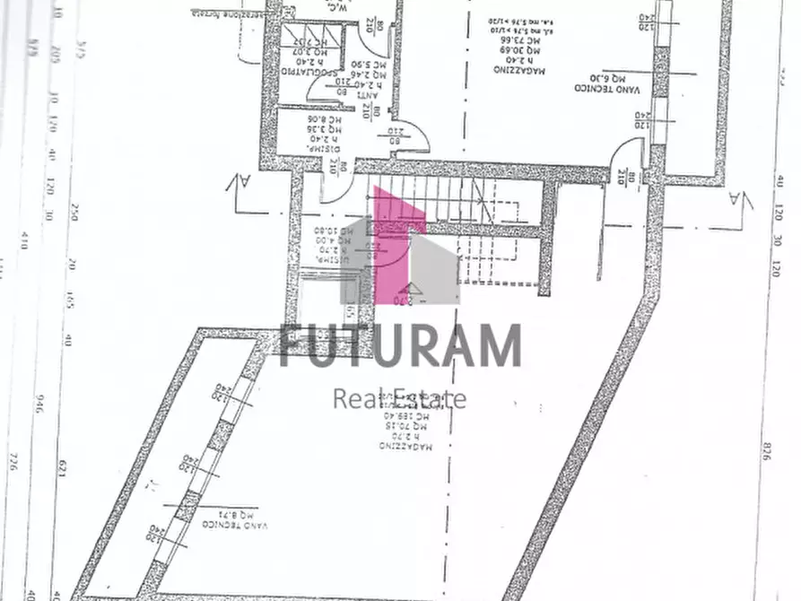 Immagine 17 di Negozio in affitto  a Fiesso D'artico