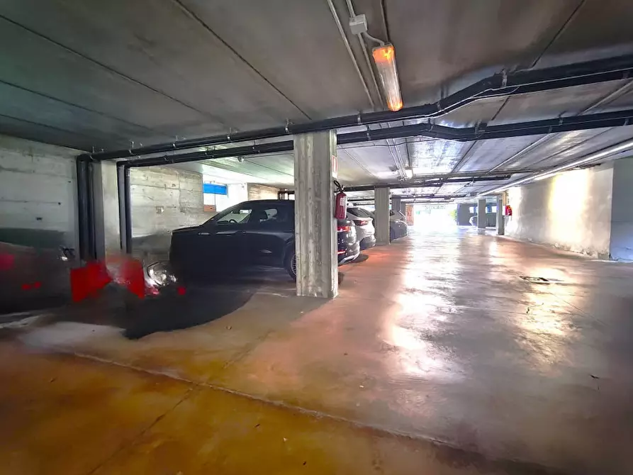 Immagine 4 di Garage in affitto  in Via Picca Grolli a Rubano