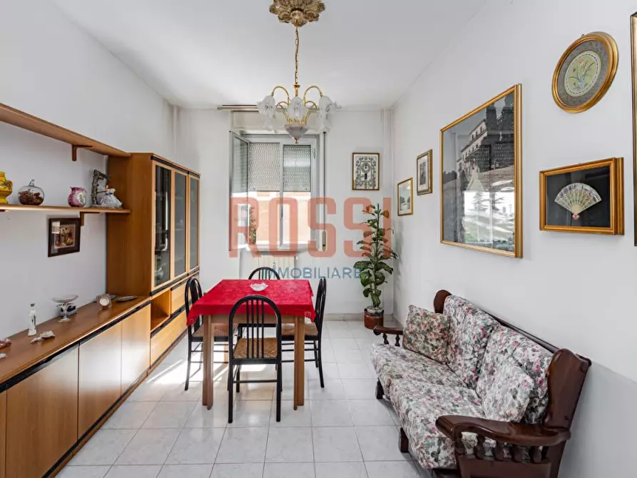 Immagine 2 di Appartamento in vendita  in VIA MONTE SANTO a Monza