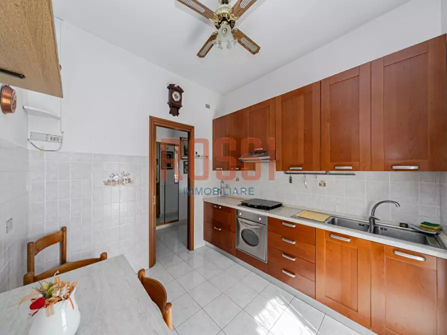 Immagine 7 di Appartamento in vendita  in VIA MONTE SANTO a Monza