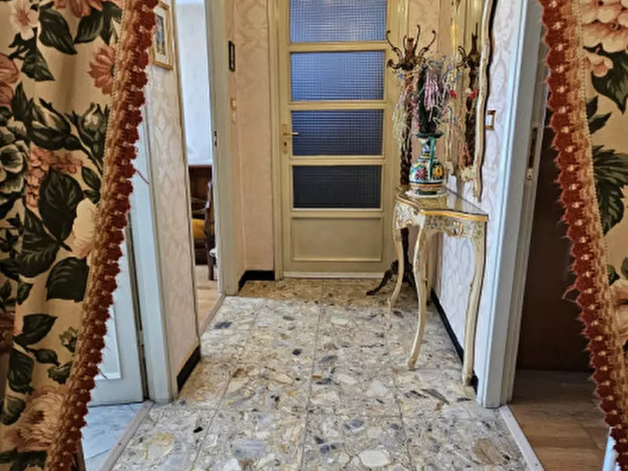 Immagine 13 di Villa in vendita  in CORSO CASALE 289 a Asti