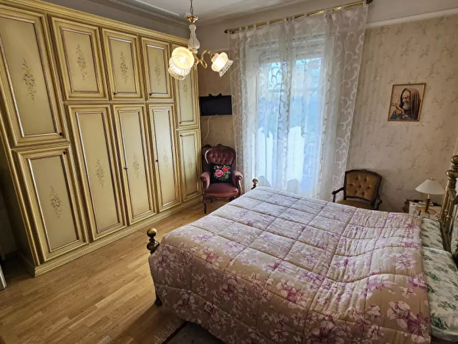 Immagine 15 di Villa in vendita  in CORSO CASALE 289 a Asti