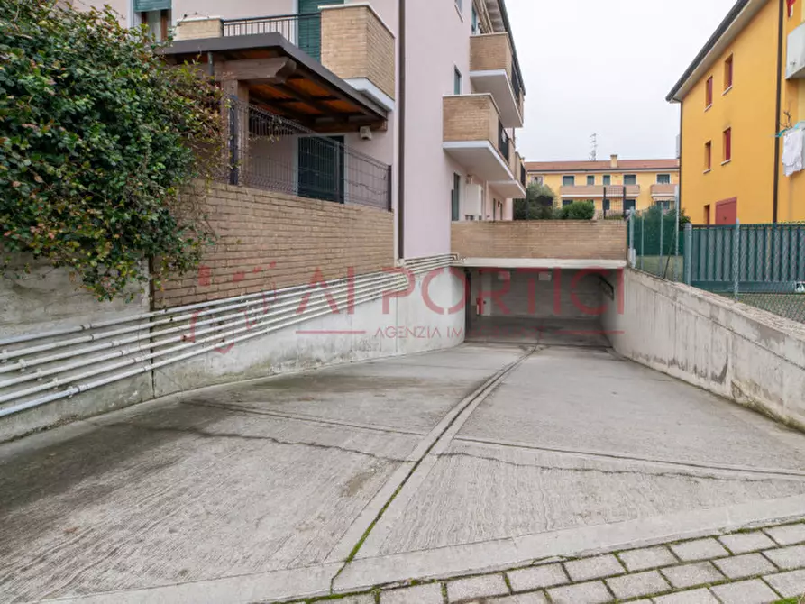 Immagine 16 di Appartamento in vendita  in Via Salvo D'Acquisto a Campagna Lupia