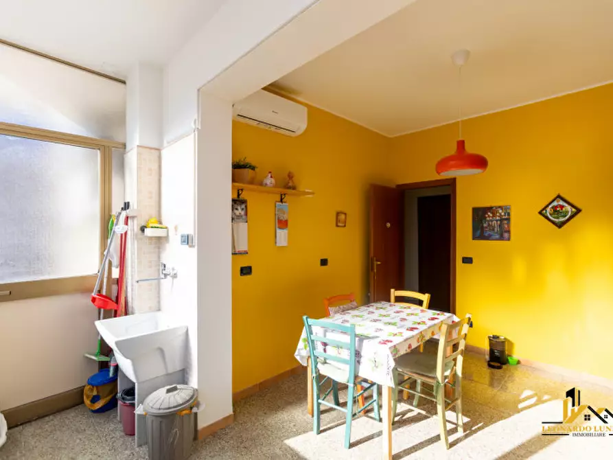 Immagine 12 di Appartamento in vendita  in Via Caduti sul Lavoro 86 a Palermo