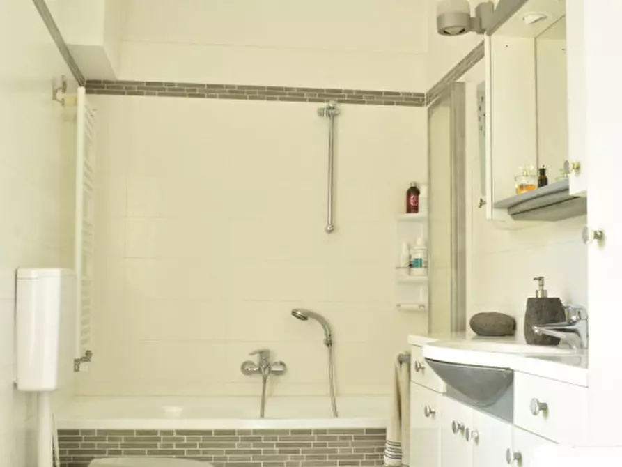 Immagine 52 di Appartamento in vendita  in Via Johann Wolfgang von Goethe - Johann-Wolfgang-von-Goethe-Straße a Laives .Leifers.