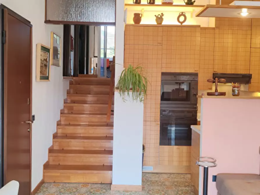 Immagine 14 di Appartamento in vendita  in Via XXIV Maggio 84 a Leggiuno